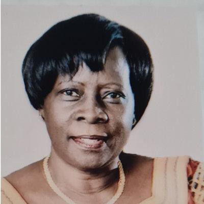 Dr Gertrude Mwangala Akapelwa